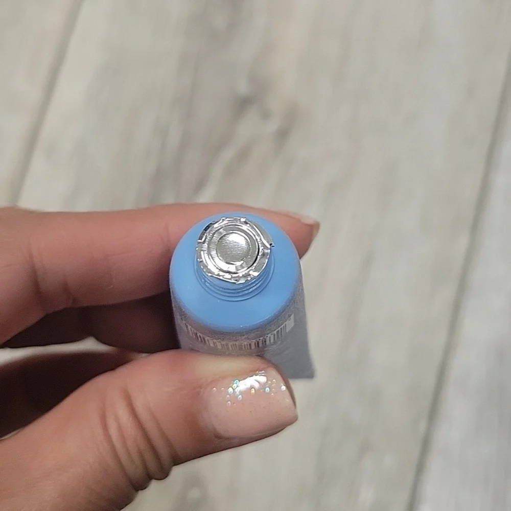 NIB Bloomeffects Tulip Tint Lip and Cheek Balm in Crispa Coral